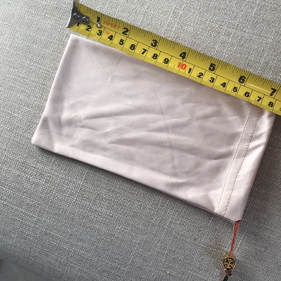 Eyeglass pouch - Picture 3 of 4